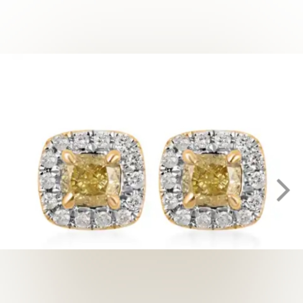 YELLOW AND WHITE DIAMOND STUDS EARRINGS IN 14KT YELLOWGOLD